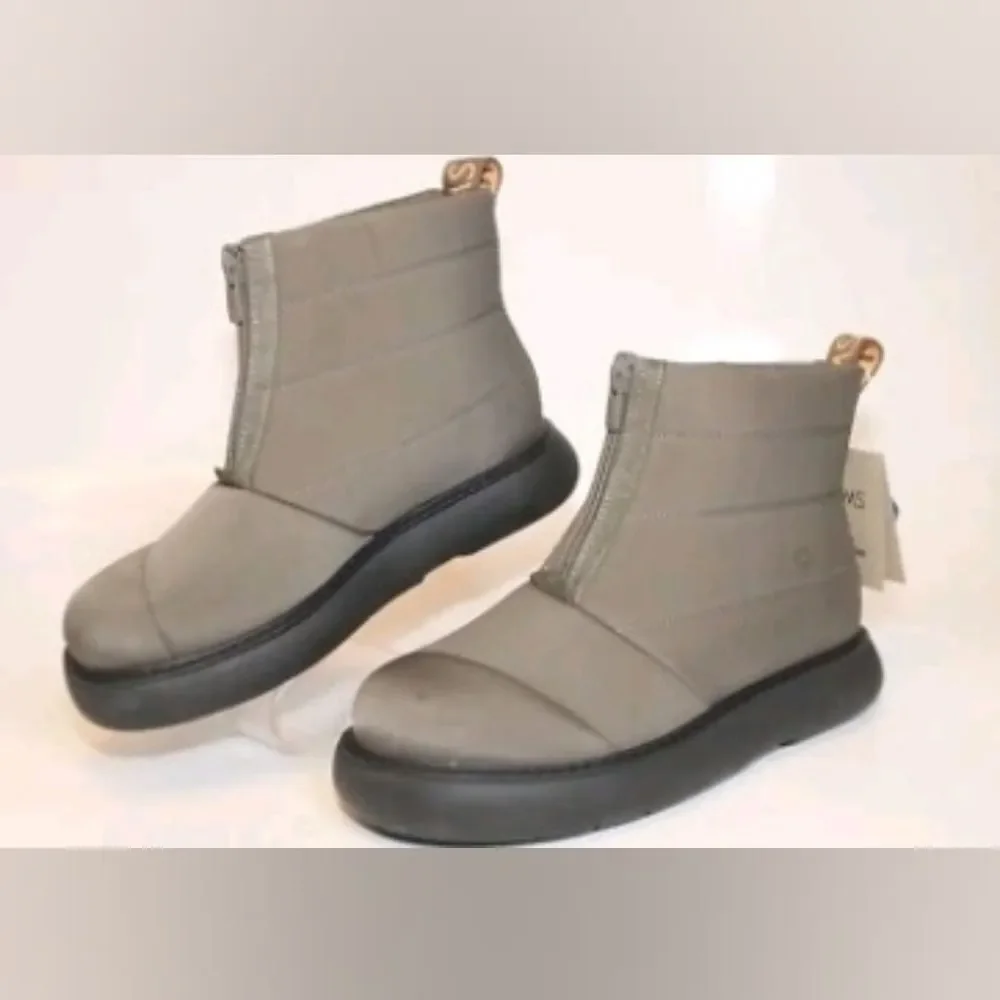 NEW Toms Tarmac Olive Green Ankle Puffer Waterproof Boots Black Soles 8